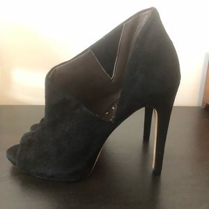 BCBG MAXAZARIA DARIEN Heel